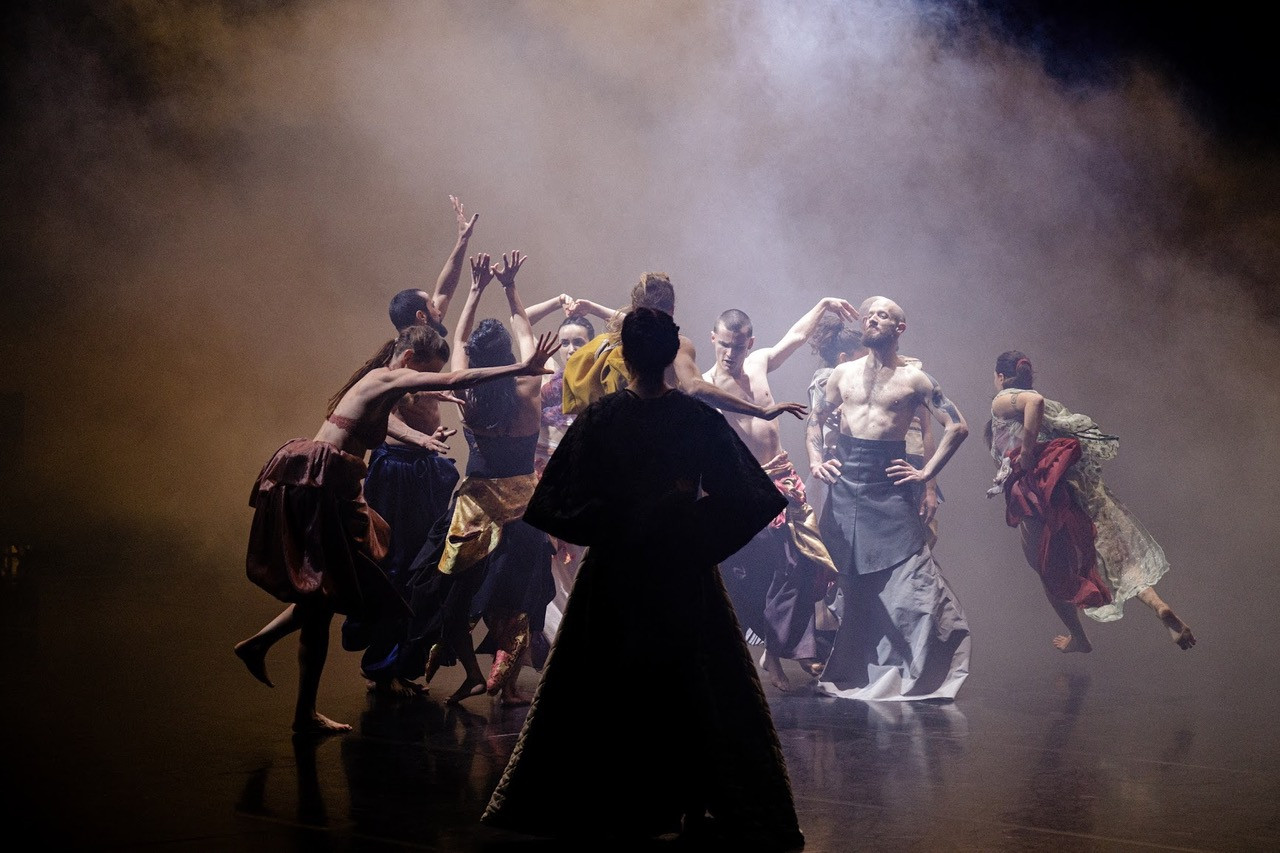 Decentralized Choreography by Emanuel Gat